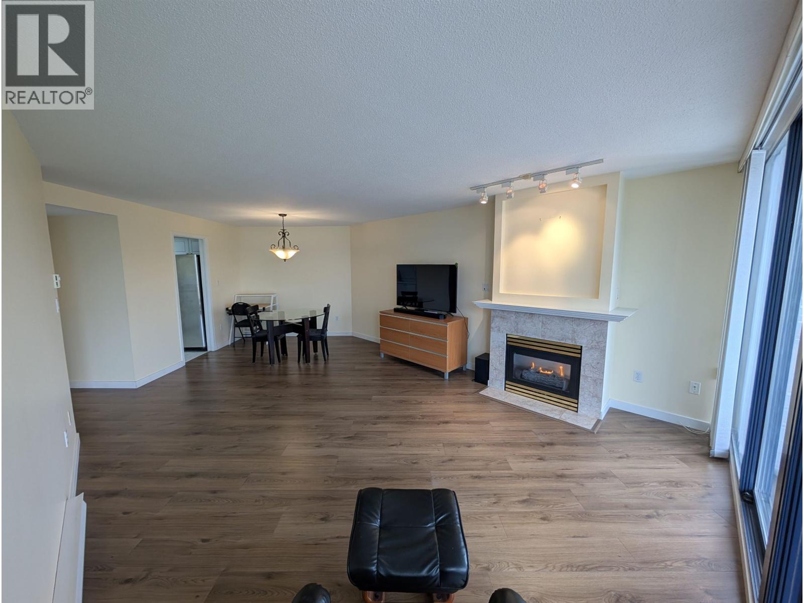 8FL 6080 MINORU ROAD