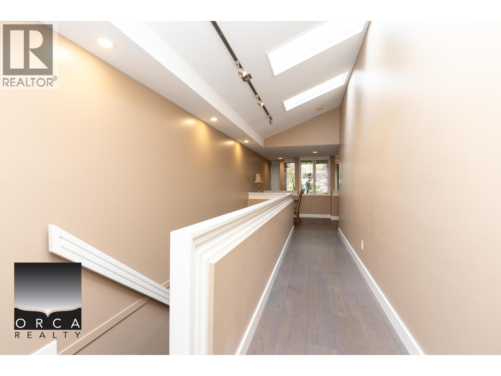 2424 BELLEVUE AVENUE