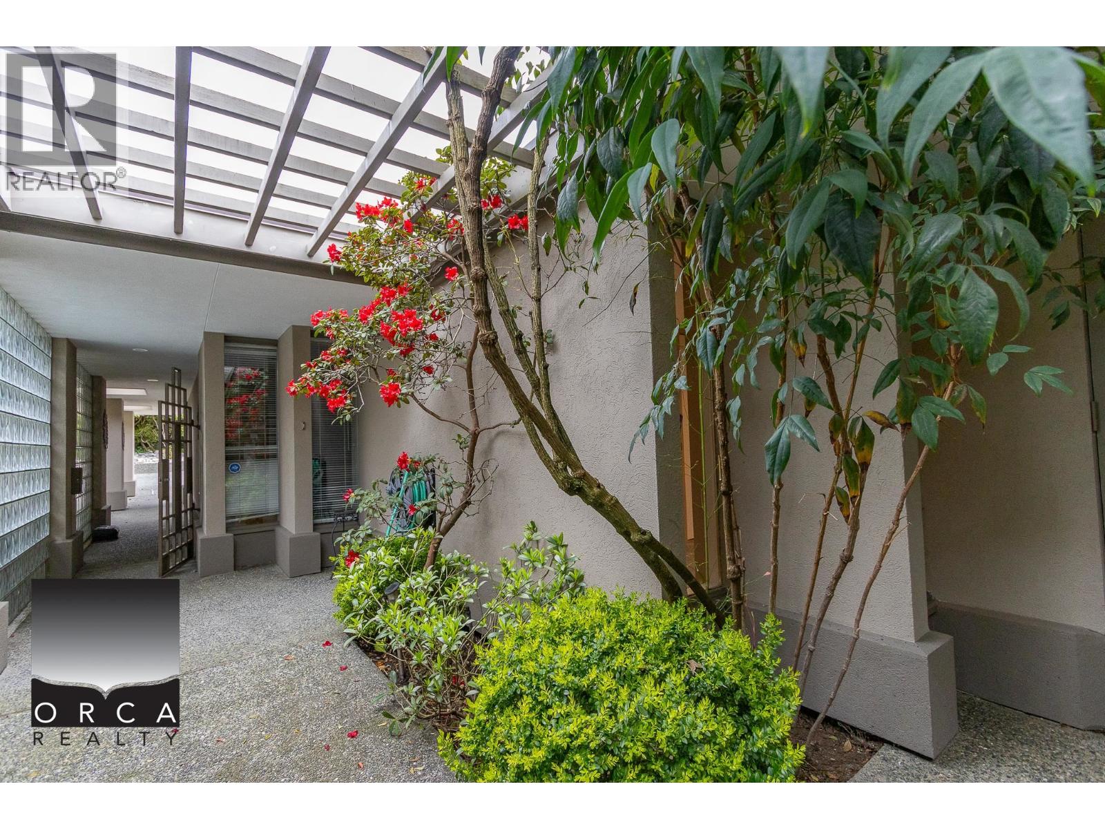 2424 BELLEVUE AVENUE