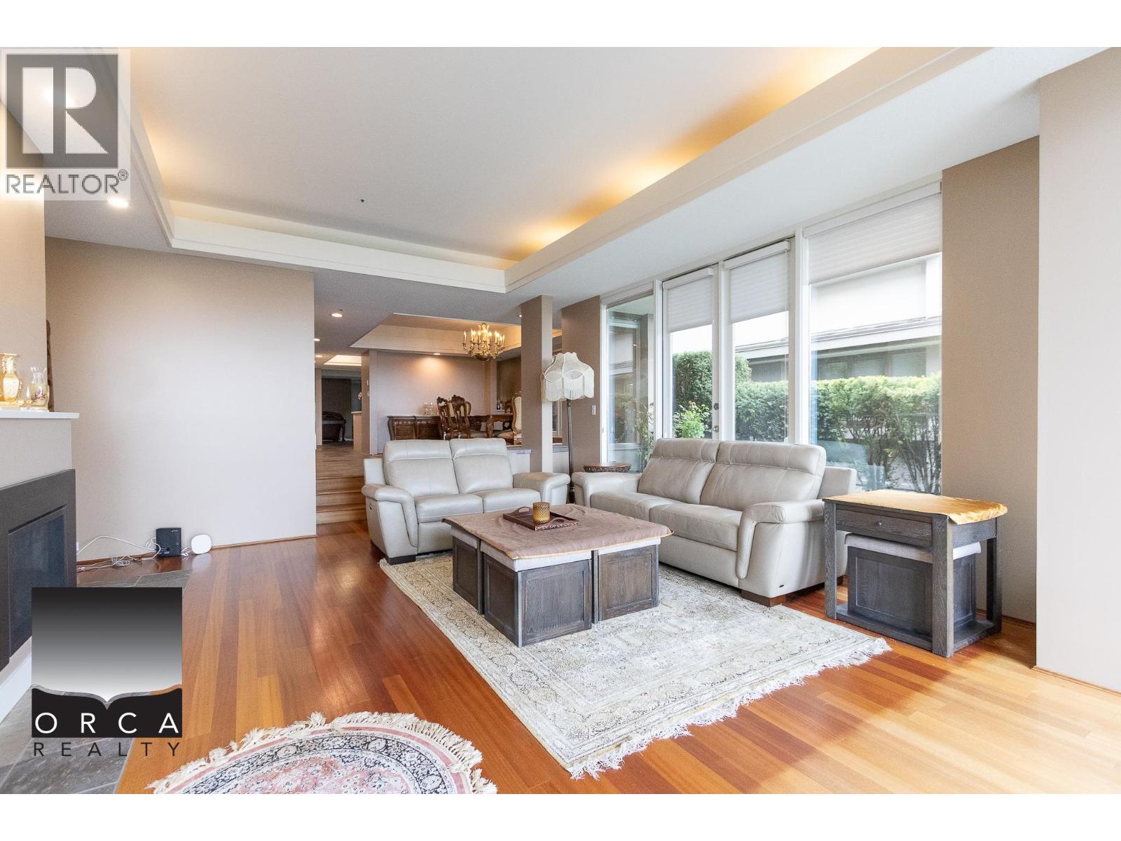 2424 BELLEVUE AVENUE