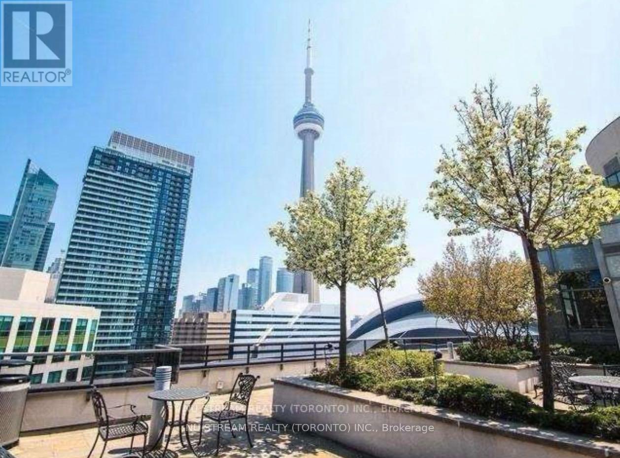 315 - 20 BLUE JAYS WAY, Toronto, Ontario