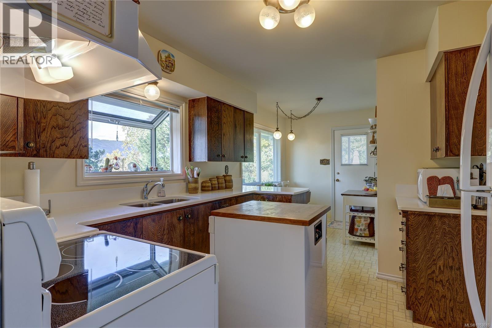 185 Garner Cres