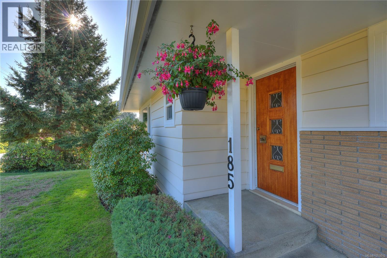 185 Garner Cres