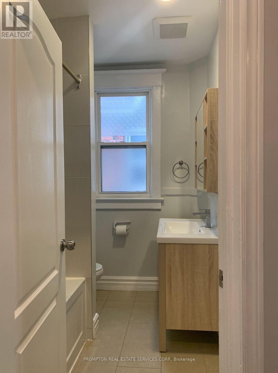Unknown Address, ,    - Photo 6 - C13811146