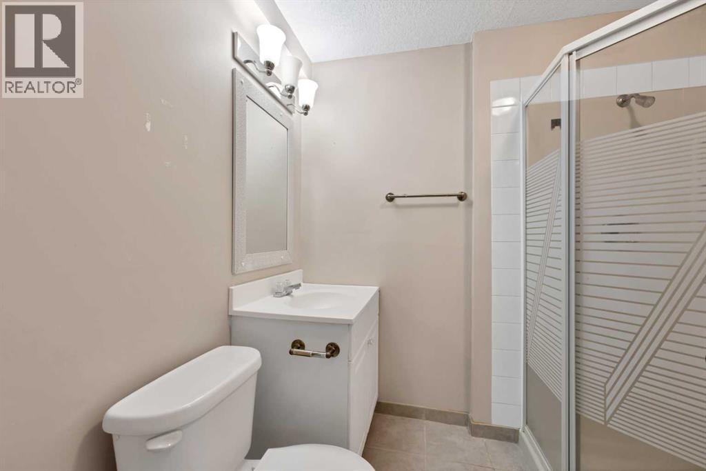104 Catalina Circle NE, Calgary, Alberta T1Y 7B7 - Photo 35 - A2347959