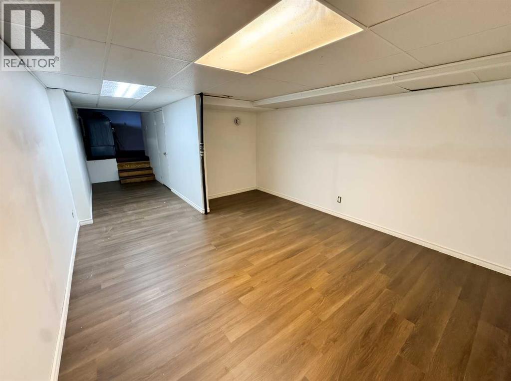 #26, 142041 200 Range Road