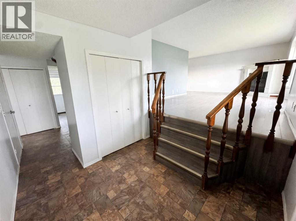 #26, 142041 200 Range Road