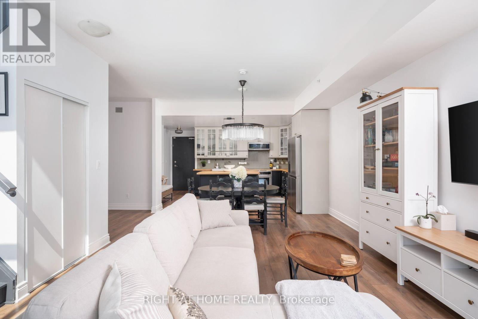 Th10 - 1350 Kingston Road, Toronto, Ontario  M1N 1P9 - Photo 13 - E14113648