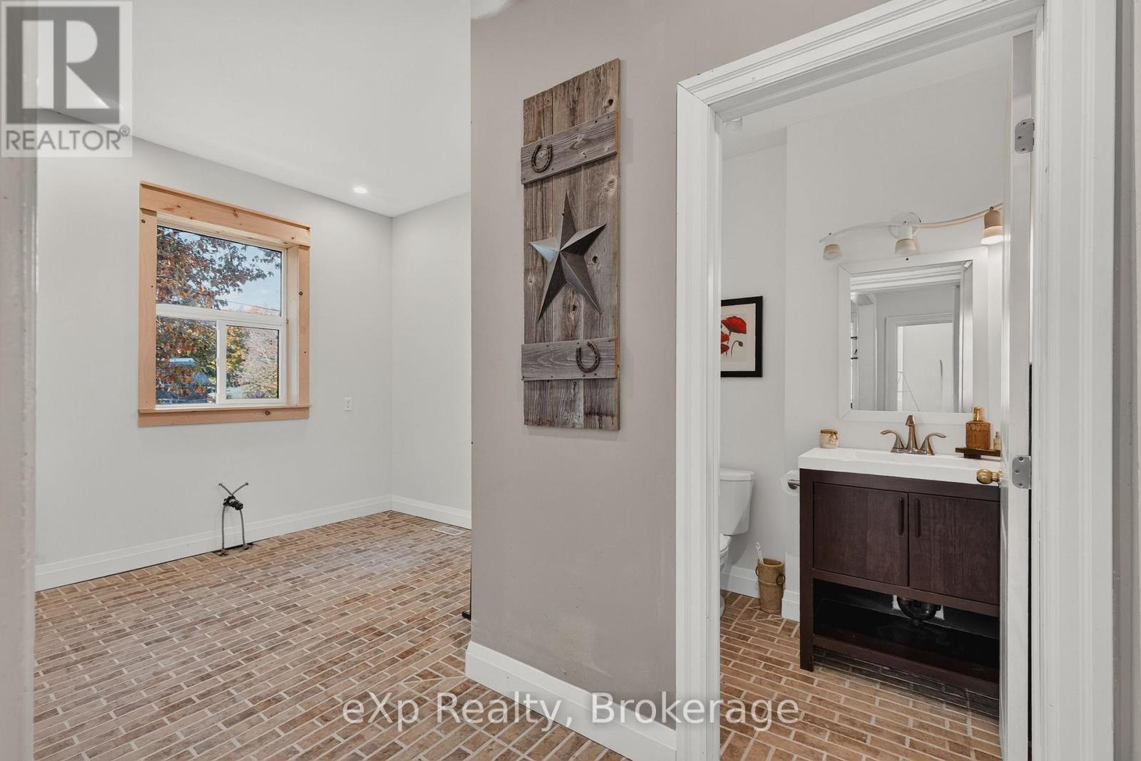 35 Toronto Road, Grey Highlands, Ontario  N0C 1E0 - Photo 4 - X14113644