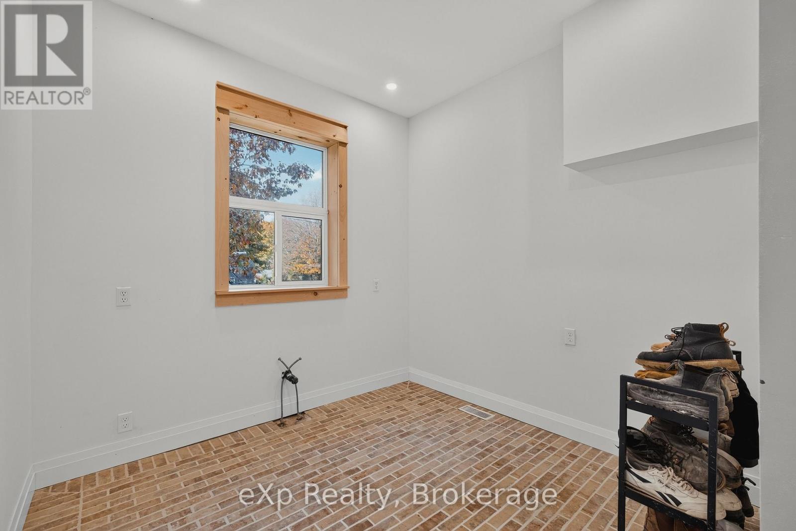 35 Toronto Road, Grey Highlands, Ontario  N0C 1E0 - Photo 6 - X14113644