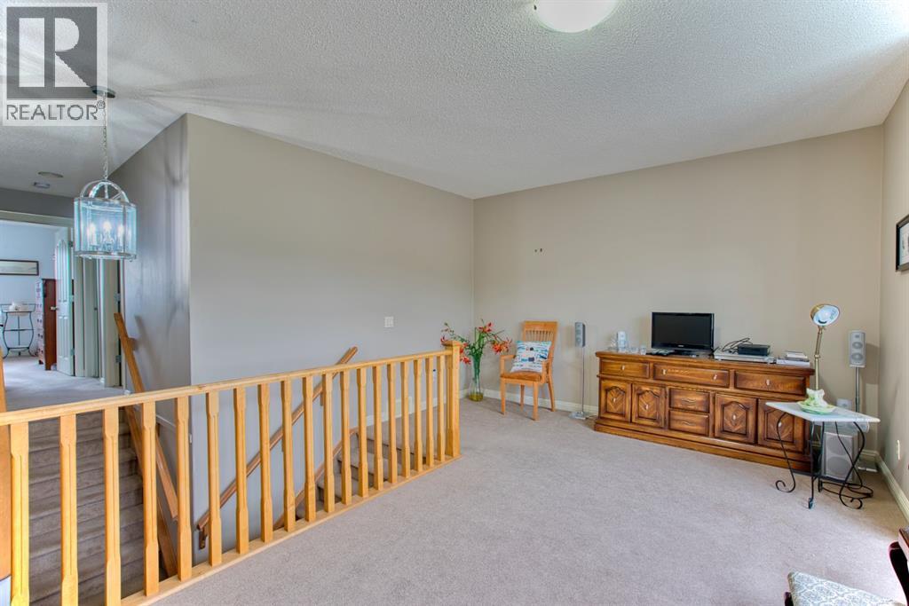 1028 Kincora Drive Nw, Calgary, Alberta  T3R 1R5 - Photo 22 - A2345709