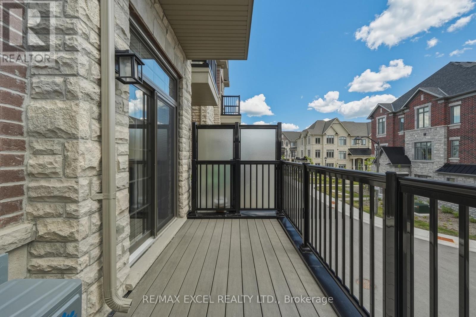 4205 Major Mackenzie Drive E, Markham (Angus Glen), Ontario  L6C 3L5 - Photo 19 - N13634182