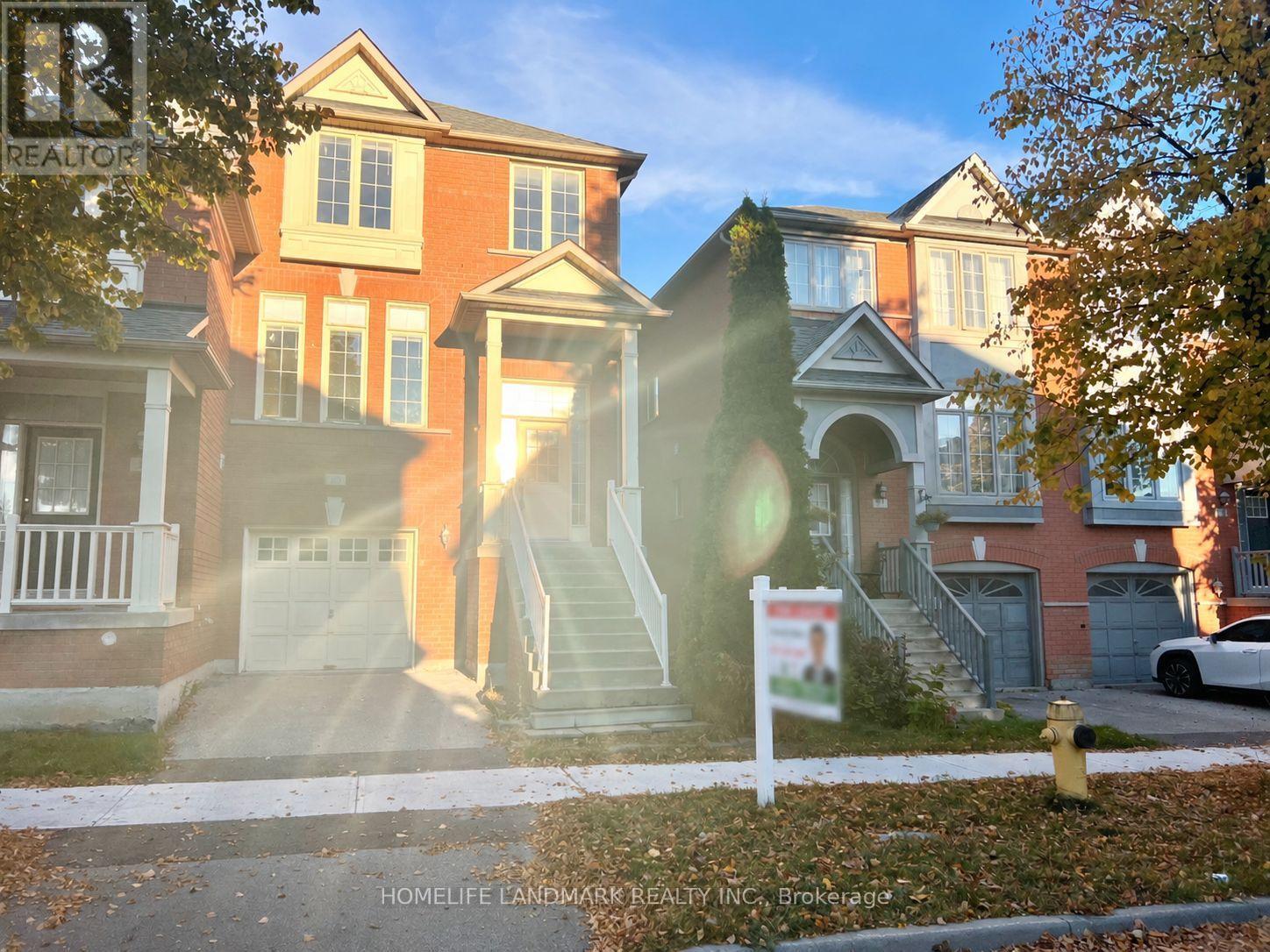 19 FAIRLAWN AVENUE, Markham, Ontario
