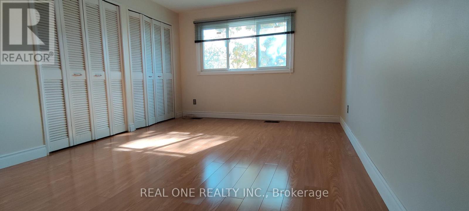 Upper - 93 Southdale Drive, Markham, Ontario  L3P 1K1 - Photo 4 - N14110416