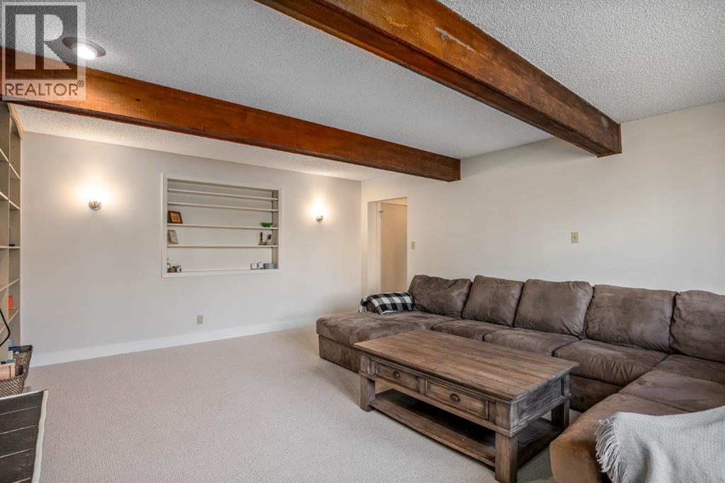 7007 Kenosee Place SW, Calgary, Alberta  T2V 2L6 - Photo 21 - A2350261