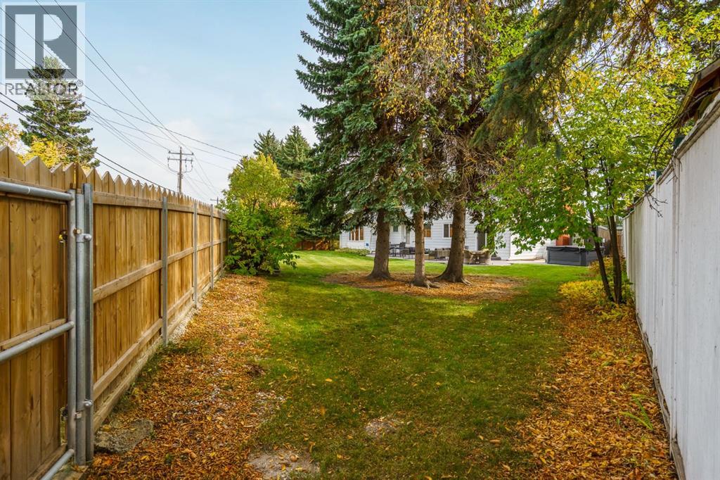 7007 Kenosee Place SW, Calgary, Alberta  T2V 2L6 - Photo 47 - A2350261