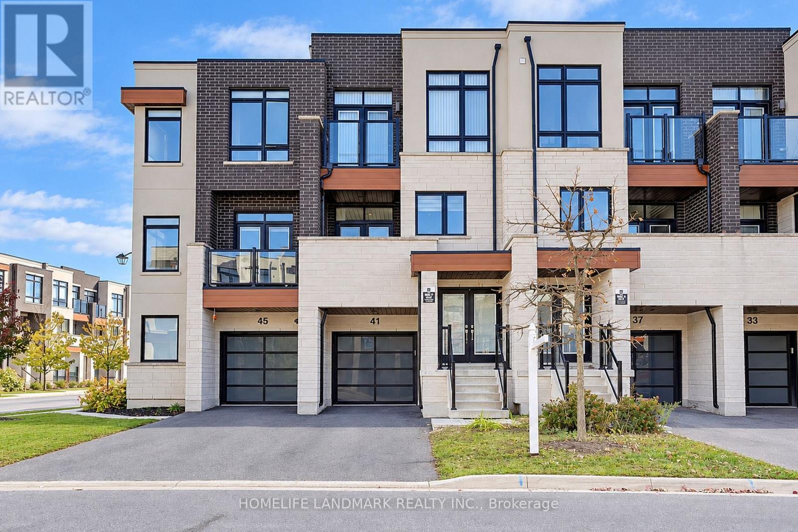 41 GOLDEN TRAIL, Vaughan, Ontario