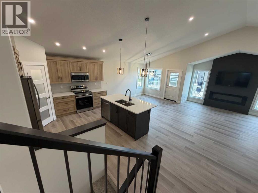 25 Thatcher Avenue, Red Deer, Alberta  T4P 0Y6 - Photo 18 - A2349351