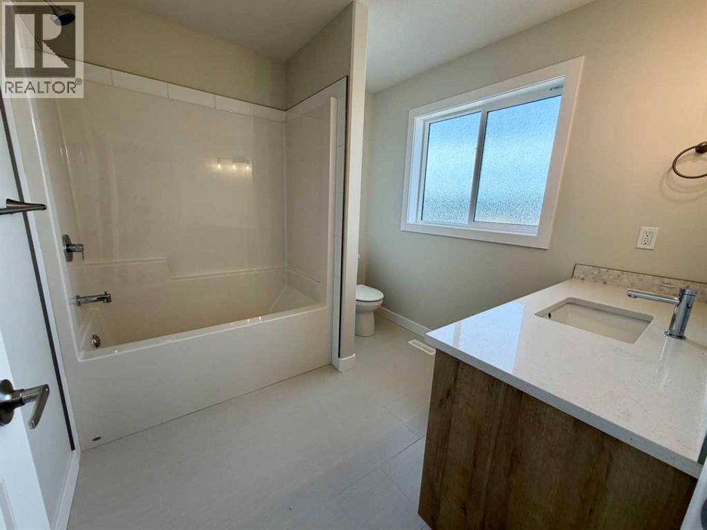 25 Thatcher Avenue, Red Deer, Alberta  T4P 0Y6 - Photo 28 - A2349351