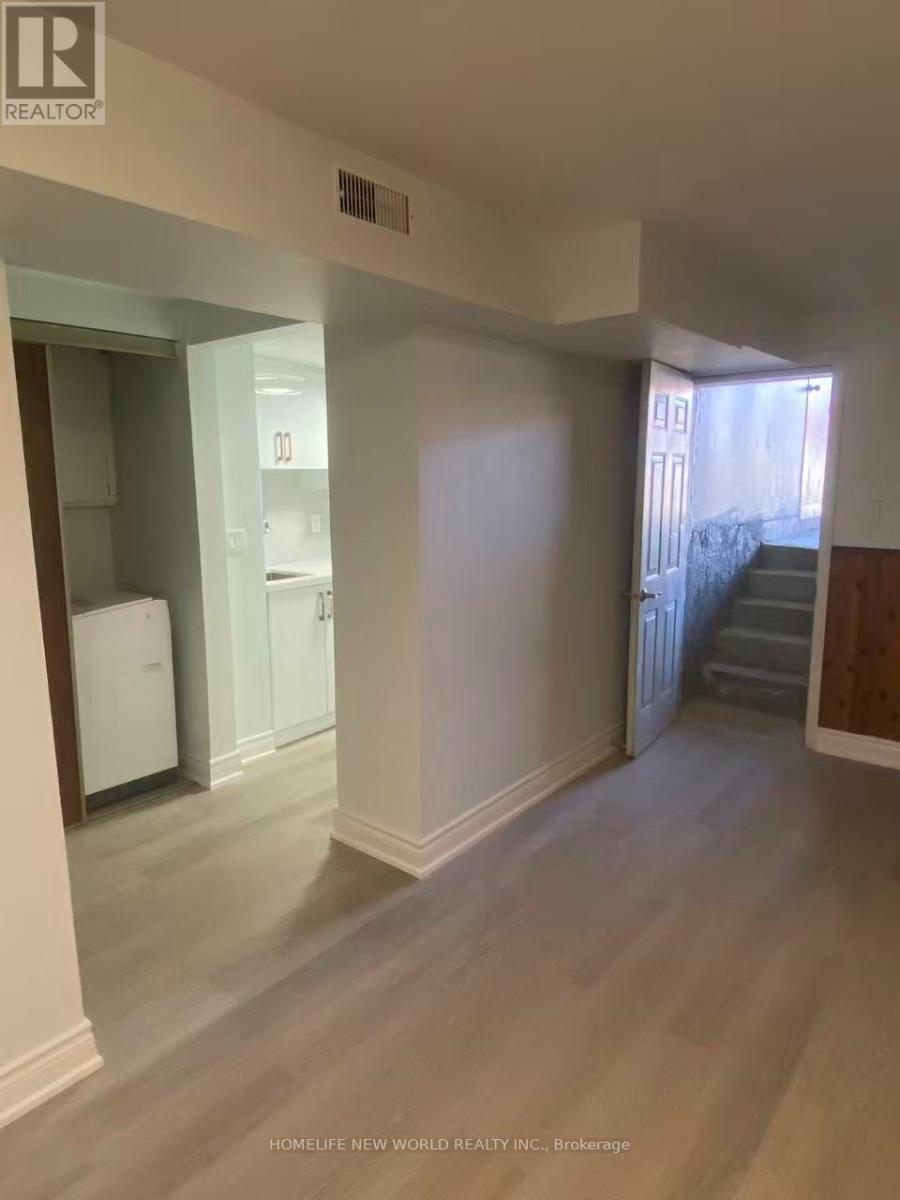 20 Laurel Valley Circuit, Vaughan, Ontario  L4K 2B3 - Photo 6 - N14113664