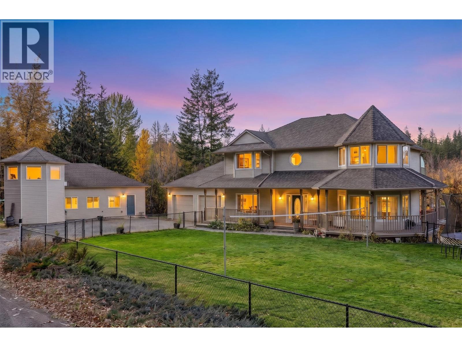 4614 June Springs Road, Kelowna, British Columbia
