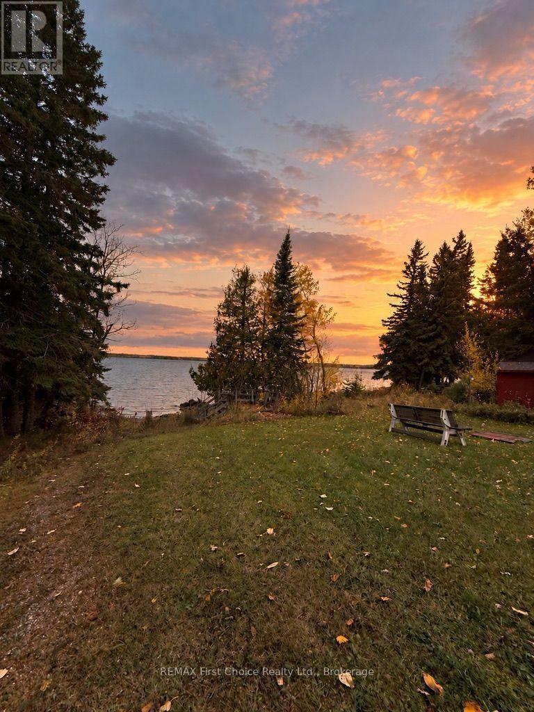 104 Park Street, Greenstone, Ontario  P0T 2A0 - Photo 7 - X14113184