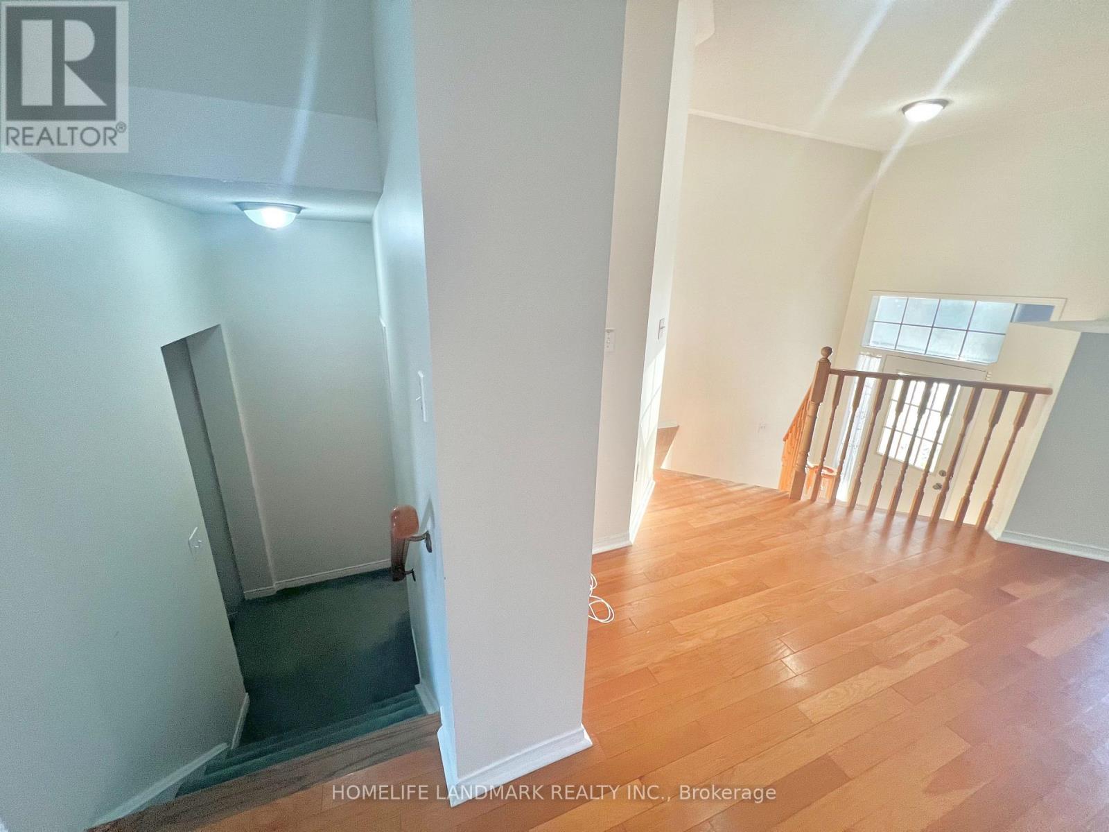19 Fairlawn Avenue, Markham, Ontario  L6C 2E7 - Photo 29 - N13822062