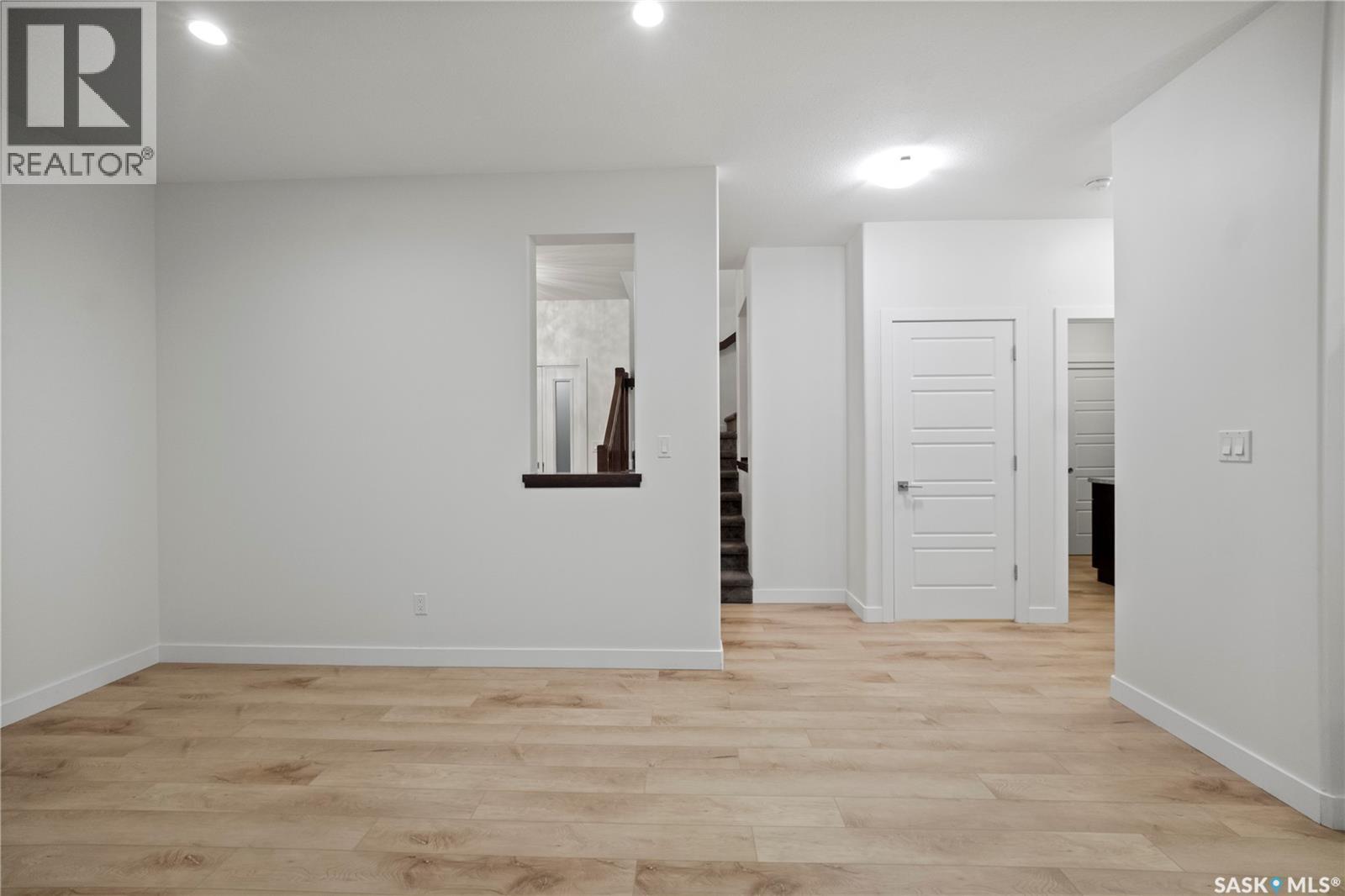 4221 Green Olive Way E, Regina, Saskatchewan  S4V 1P9 - Photo 4 - SK051871