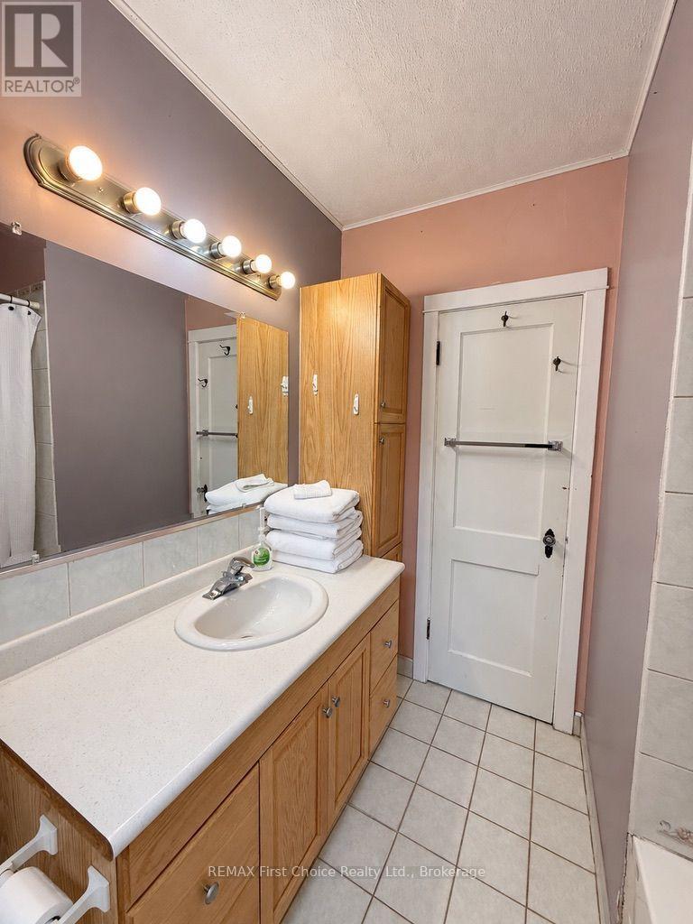 104 Park Street, Greenstone, Ontario  P0T 2A0 - Photo 23 - X14113184