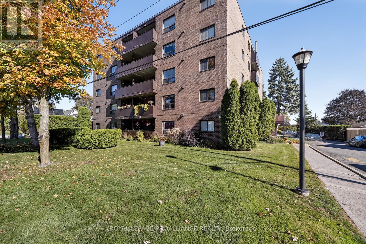303 - 95 WINDSOR DRIVE, Brockville, Ontario