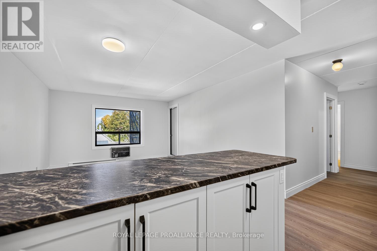 303 - 95 Windsor Drive, Brockville, Ontario  K6V 3H7 - Photo 6 - X14113686