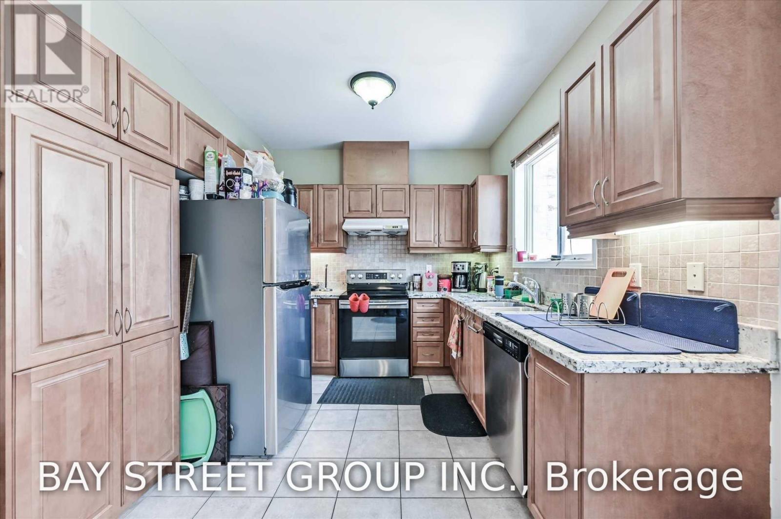 31 Levellands Crescent, Richmond Hill, Ontario  L4B 0A5 - Photo 12 - N14113698