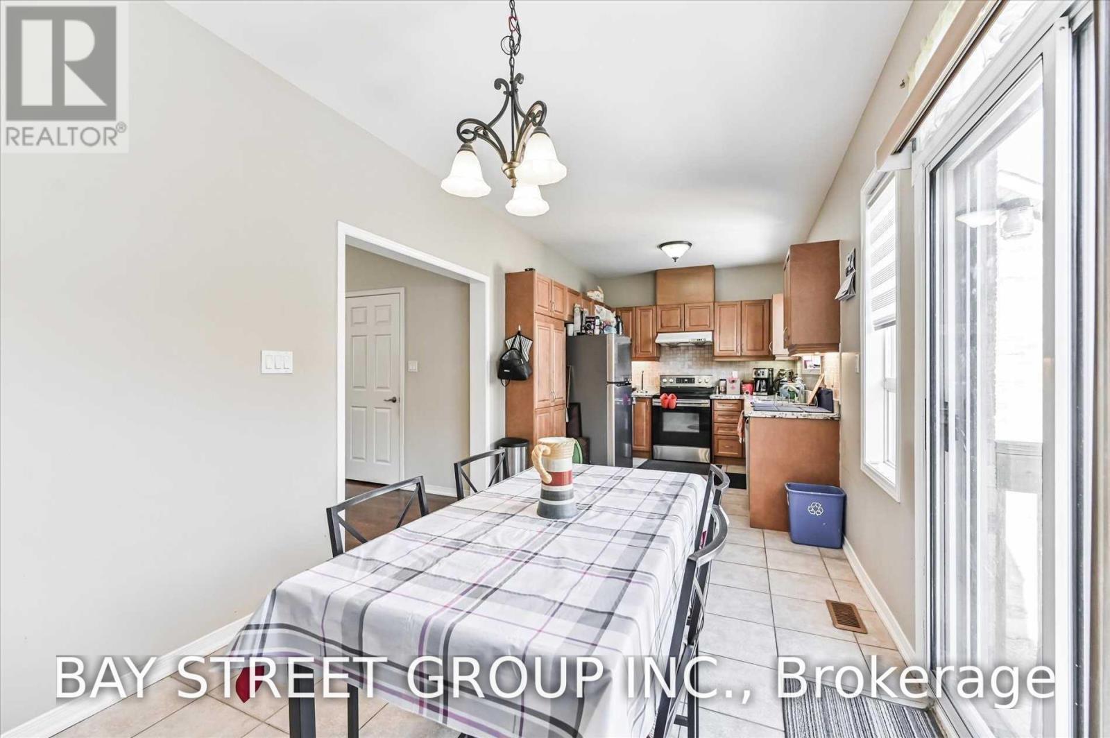 31 Levellands Crescent, Richmond Hill, Ontario  L4B 0A5 - Photo 13 - N14113698
