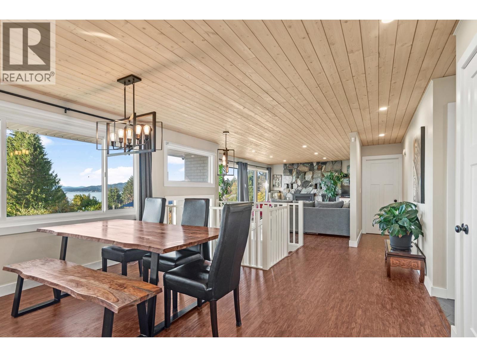 4770 Laurel Avenue, Sechelt, British Columbia  V7Z 0B4 - Photo 9 - R3178278