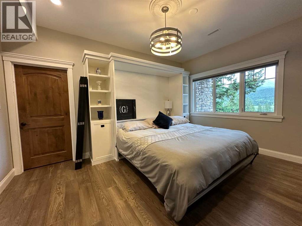 #3-5302 19 Avenue