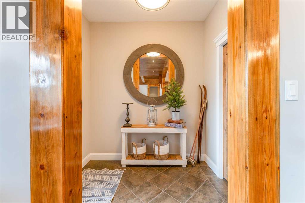 #3-5302 19 Avenue