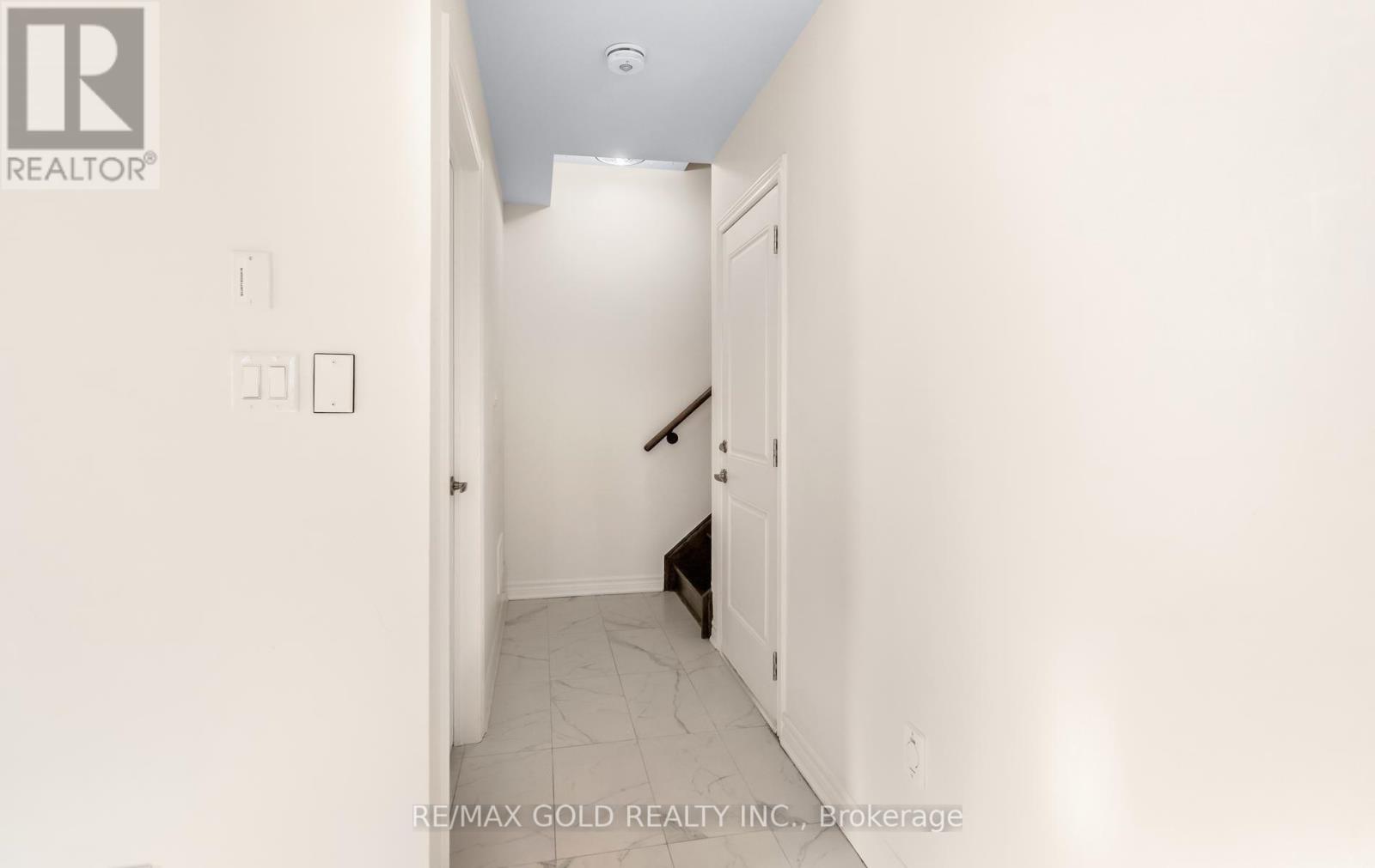 1260 Restivo Lane, Milton, Ontario  L9E 1J9 - Photo 10 - W14105834