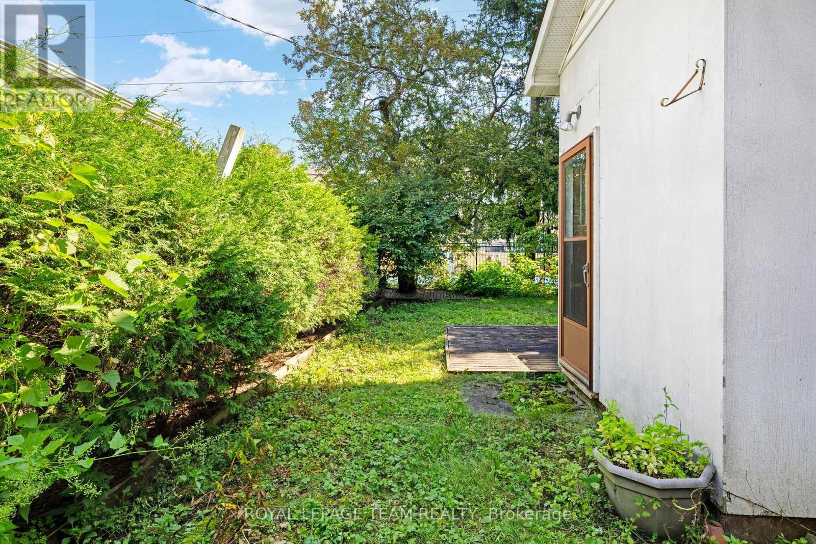 479 Fraser Avenue, Ottawa, Ontario  K2A 2R1 - Photo 9 - X14111600