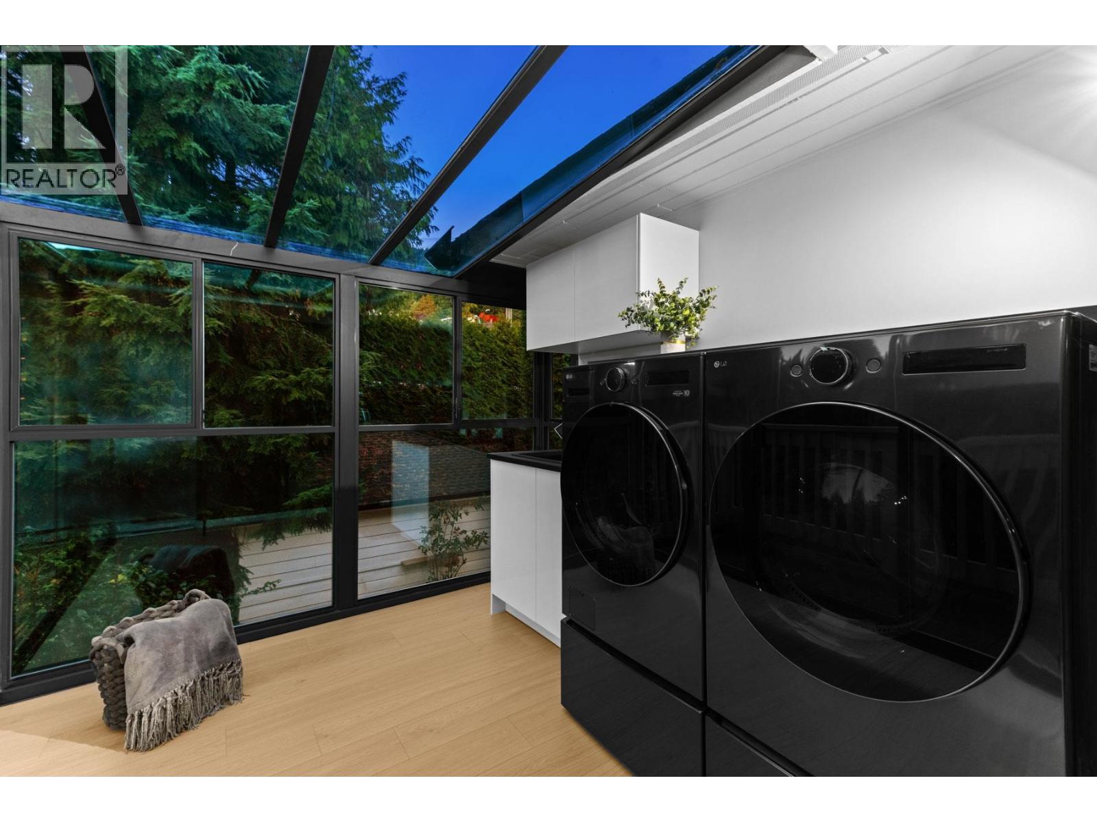 4325 Delbrook Avenue, North Vancouver, British Columbia V7N 4A5 - Photo 29 - R3177843