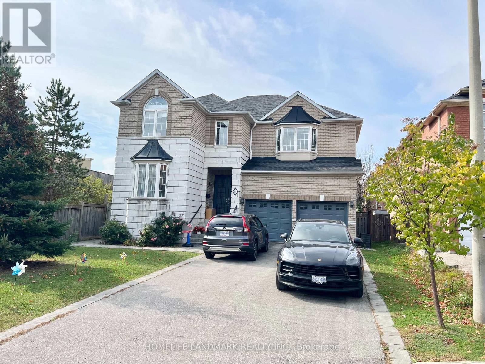 18 Fountain Court, Richmond Hill, Ontario  L4S 2K4 - Photo 2 - N13725736
