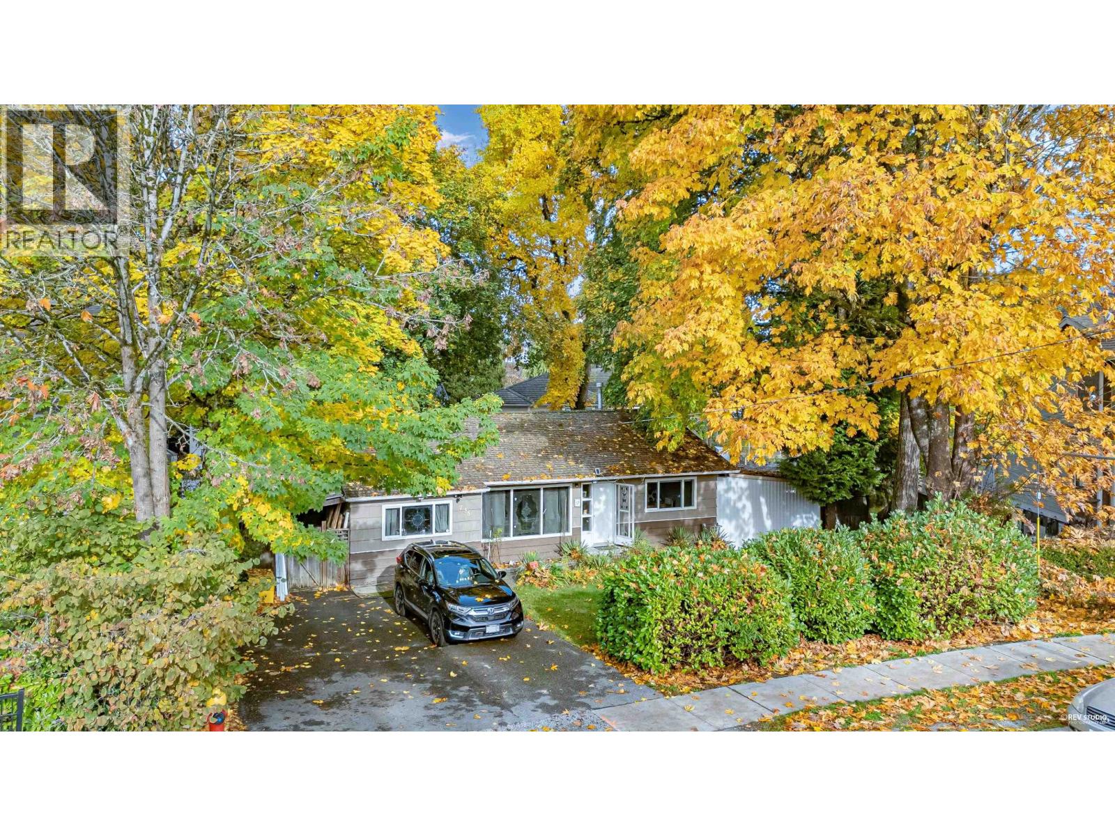 735 Lea Avenue, Coquitlam, British Columbia  V3J 4H4 - Photo 3 - R3177834