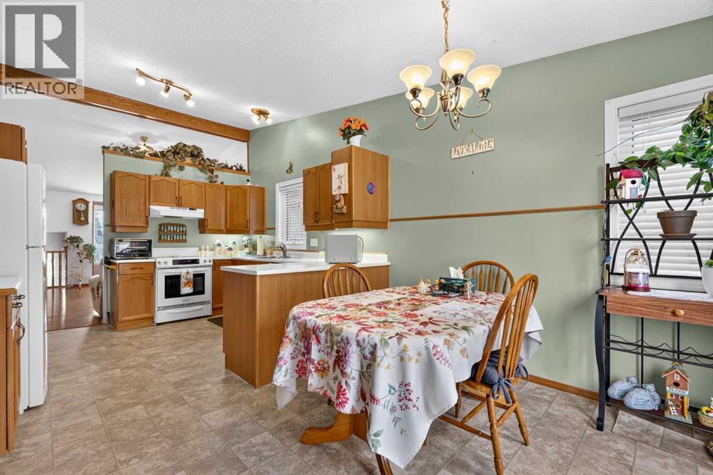 218 Coventry Close Ne, Calgary, Alberta  T3K 4A5 - Photo 15 - A2350922