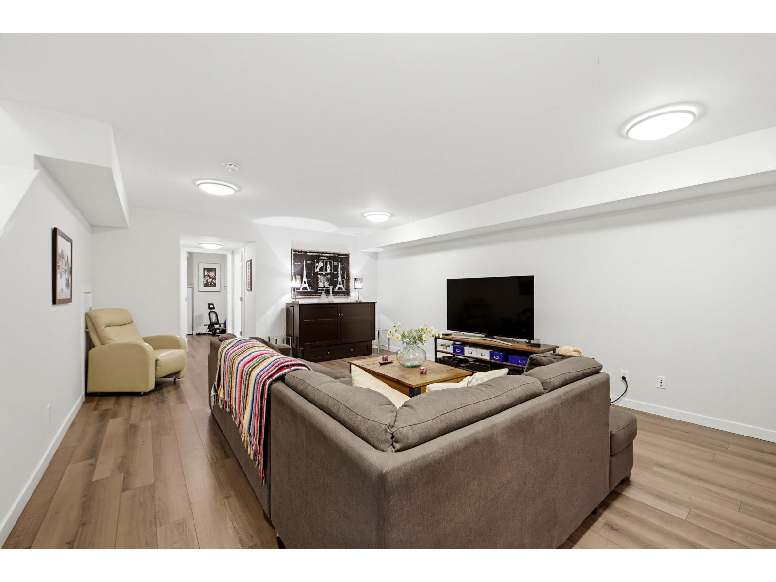 16452 24a Avenue, Surrey, British Columbia  V3Z 0V8 - Photo 32 - R3177622