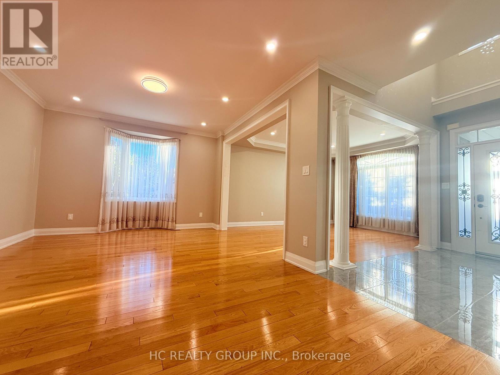 48 Burndenford Crescent, Markham, Ontario  L3P 7Z2 - Photo 3 - N14113740