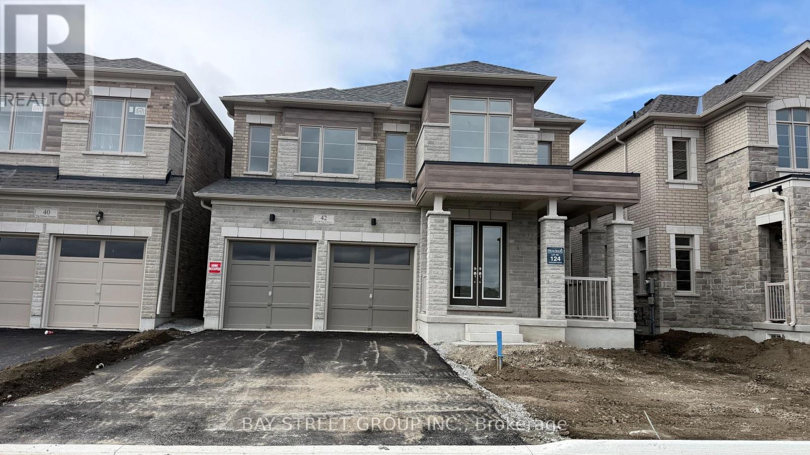 42 Big Willow Crescent, Richmond Hill, Ontario  L4E 3R4 - Photo 2 - N13033622