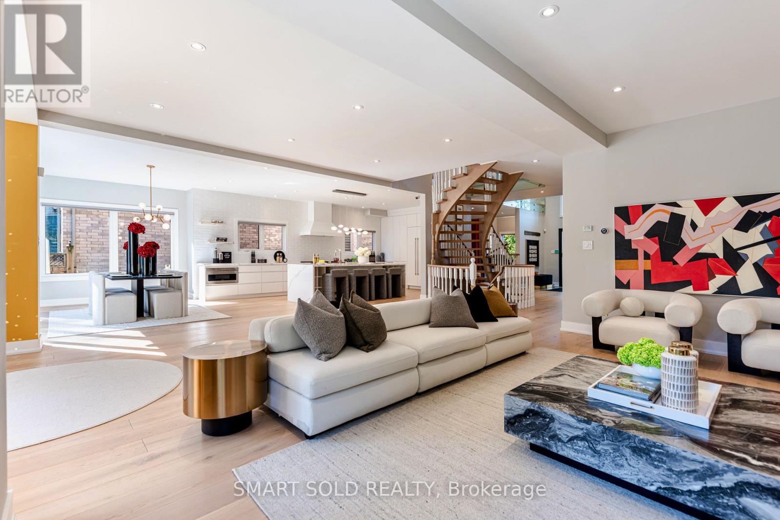 231 HOUNSLOW AVENUE, Toronto, Ontario