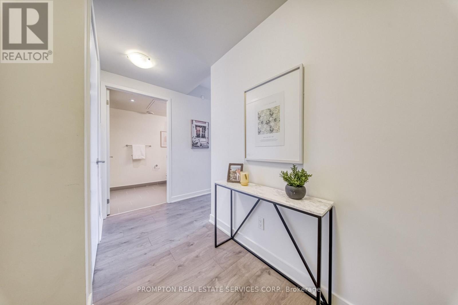 701 - 2 Sonic Way, Toronto (Flemingdon Park), Ontario  M3C 0P2 - Photo 6 - C14113786