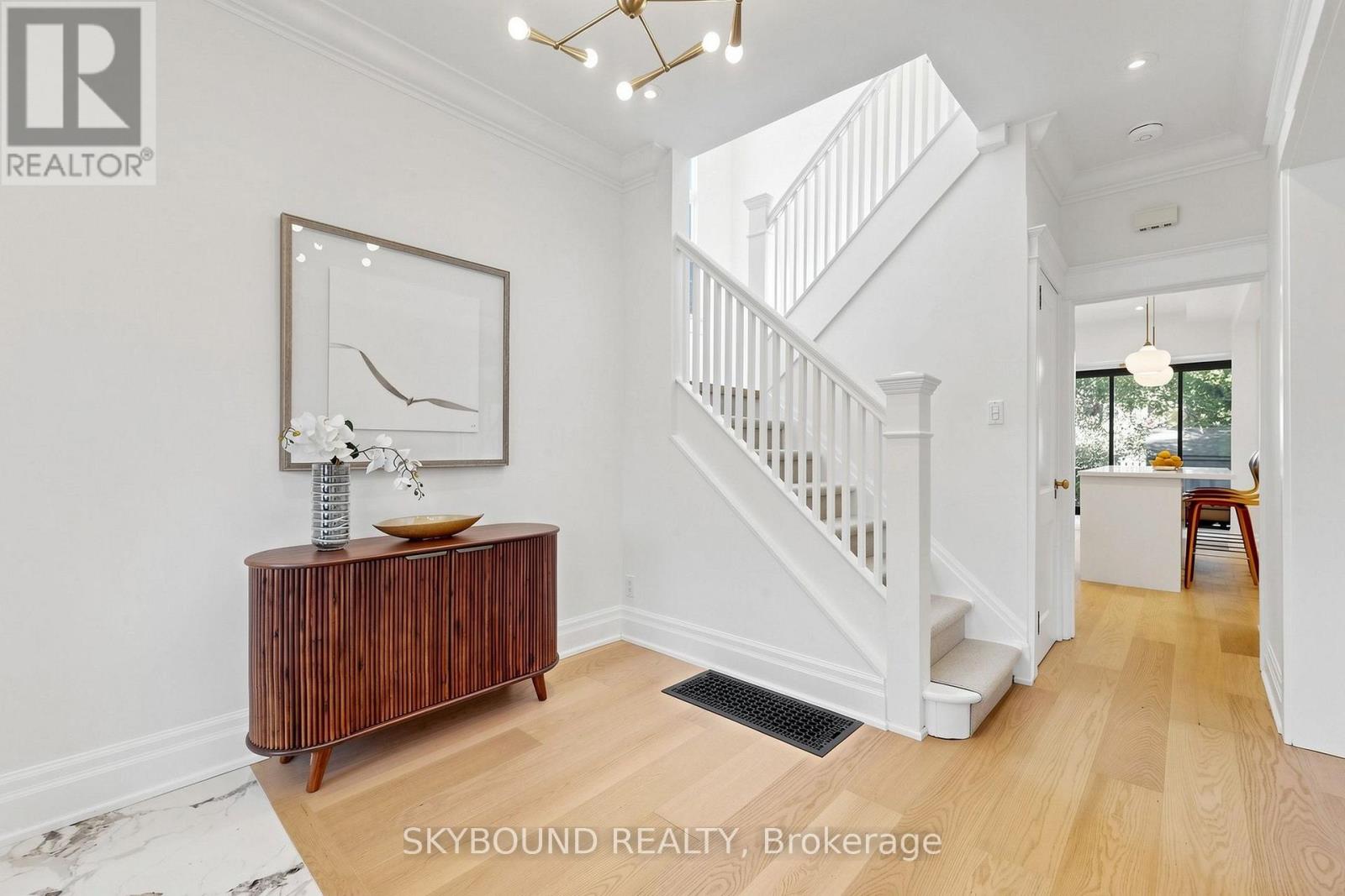156 Hampton Avenue S, Toronto (North Riverdale), Ontario  M4K 2Z1 - Photo 6 - E14113800