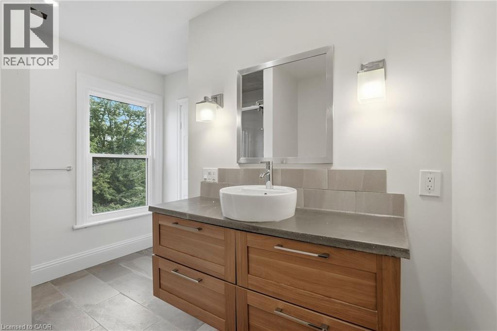 60 Stirton Street, Hamilton, Ontario  L8L 6E8 - Photo 28 - 40867730