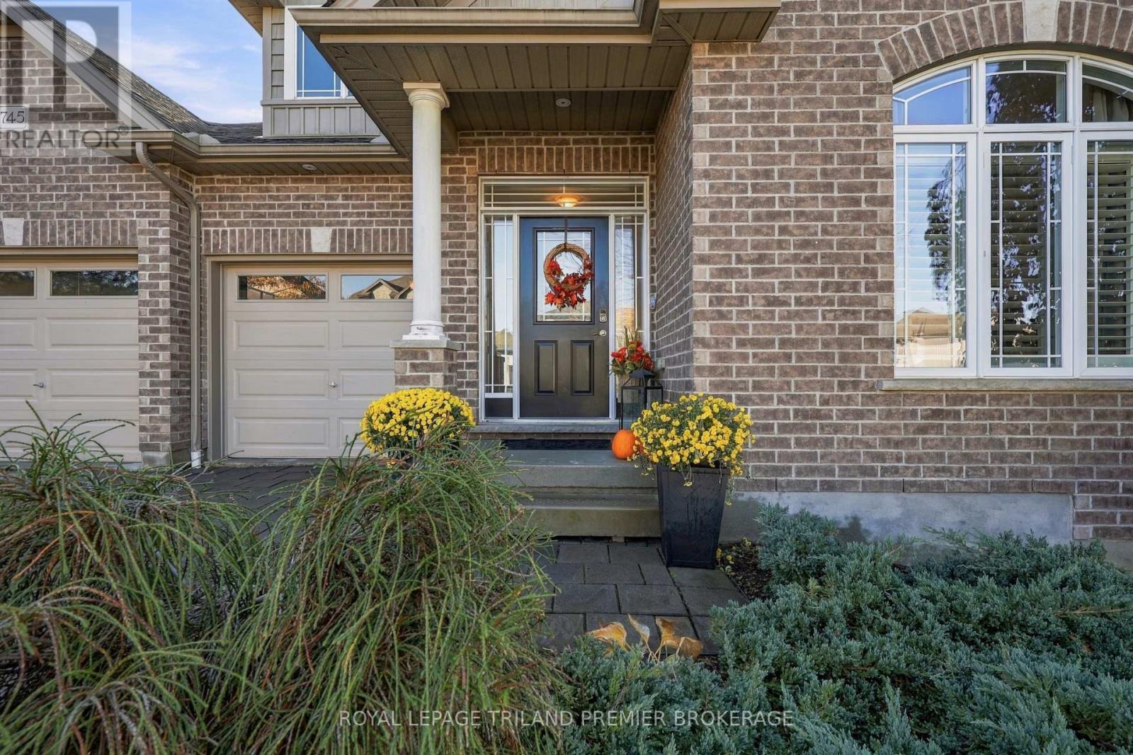 745 Kleinburg Drive, London North, Ontario  N5X 0J8 - Photo 2 - X14113846